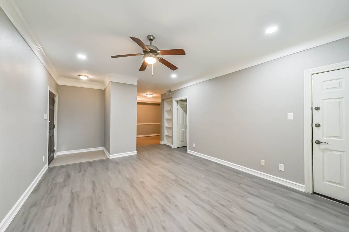 Condo for rent at 2700 Revere St, Houston, TX 77098