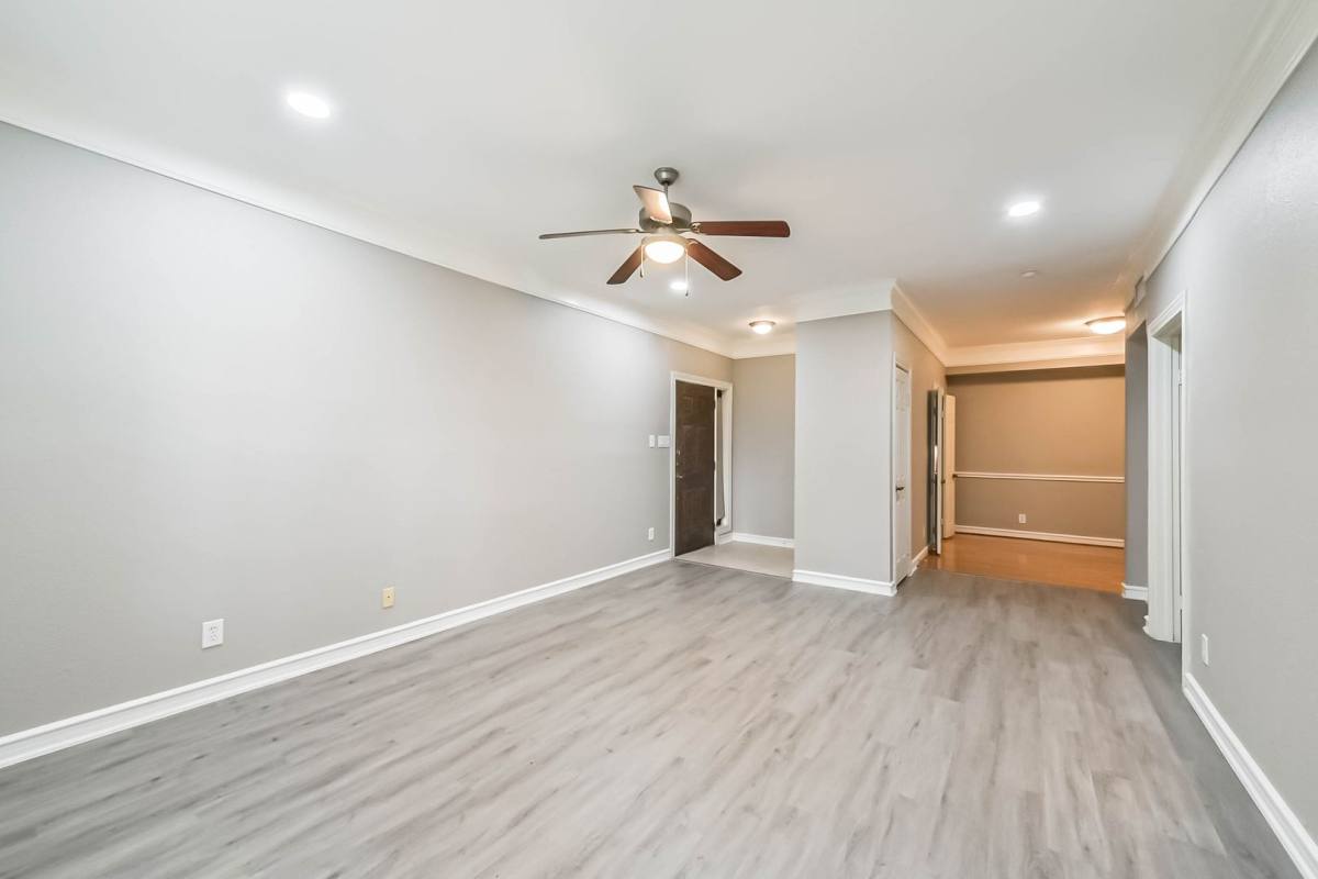 Condo for rent at 2700 Revere St, Houston, TX 77098