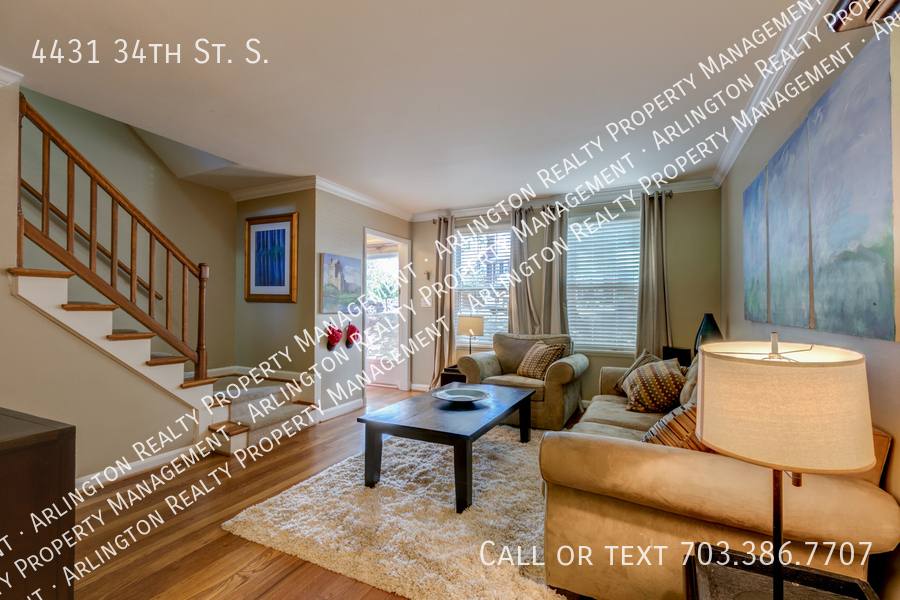 Townhouse for rent at 4431 34th St S, Arlington, VA 22206