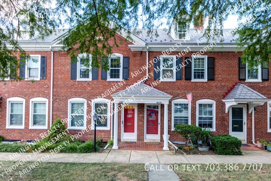 Townhouse for rent at 4431 34th St S, Arlington, VA 22206