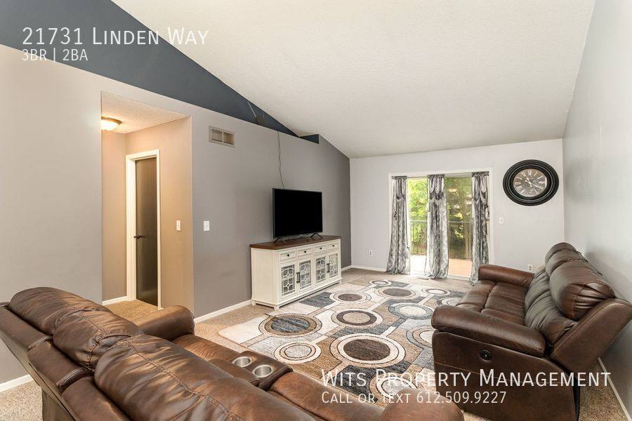 Townhouse for rent at 21731 Linden Way, Rogers, MN 55374