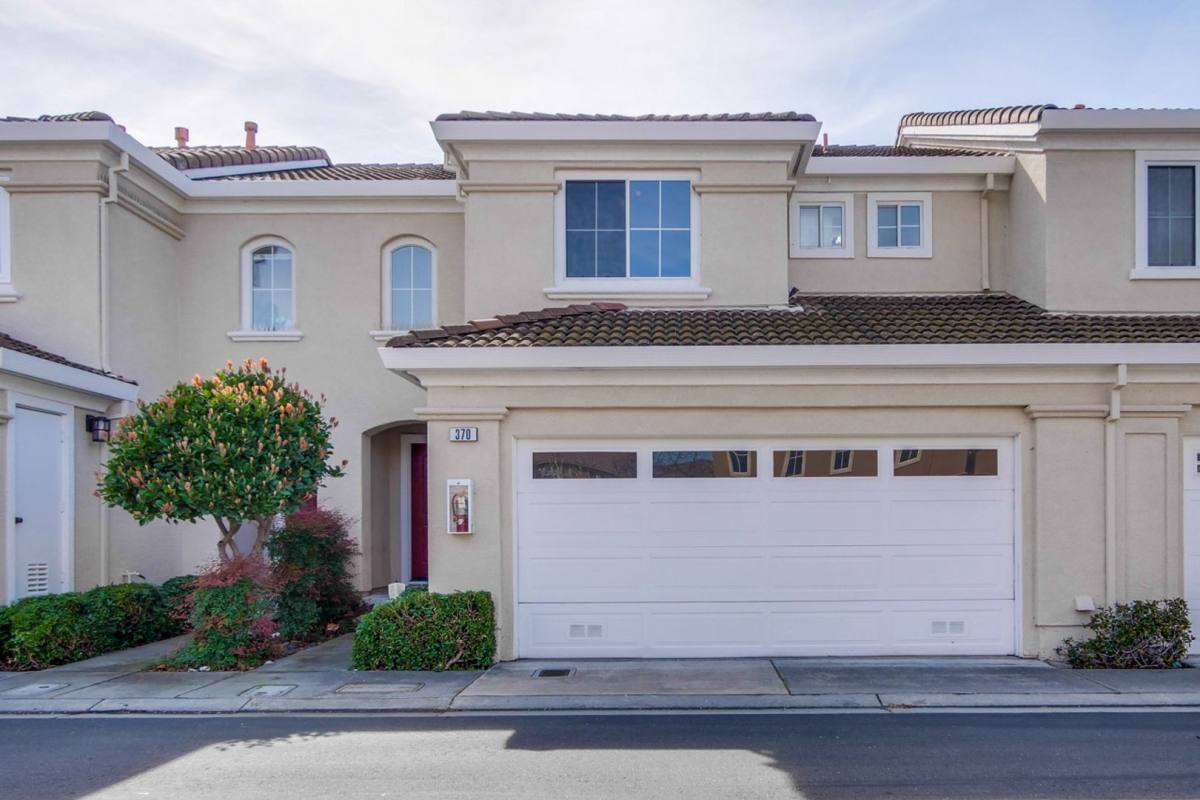 Townhouse for rent at 370 Sandhurst Dr, Milpitas, CA 95035