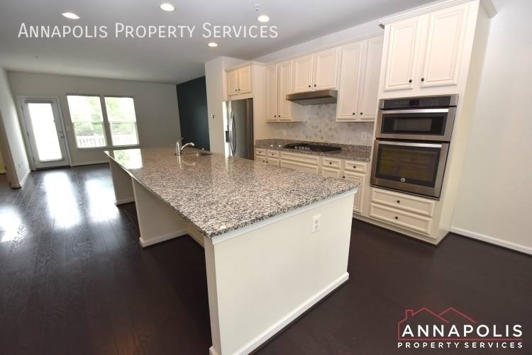 Townhouse for rent at 7827 Bakers Creek Lane, Hanover, MD 21076