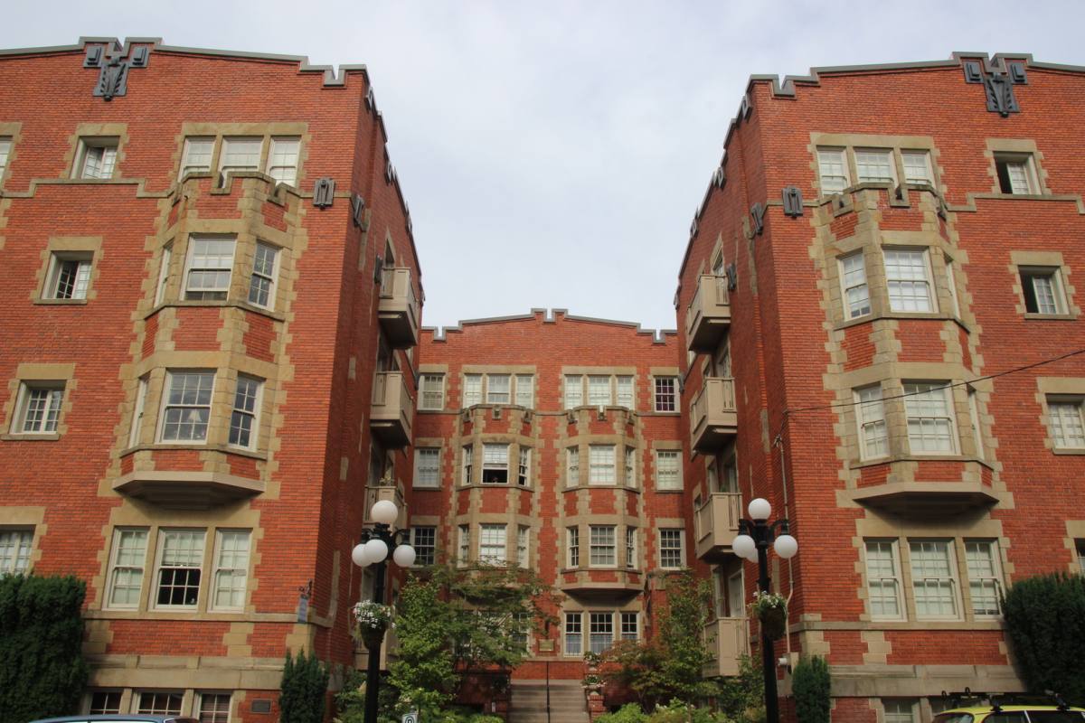 Apartment for rent at 117 NW Trinity Place, Portland, OR 97209