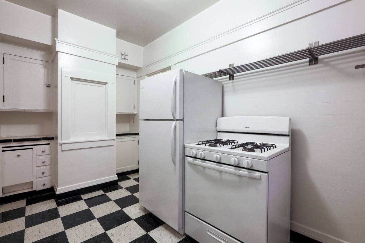 Apartment for rent at 117 NW Trinity Place, Portland, OR 97209