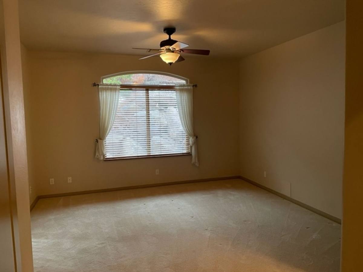House for rent at 1140 E Fort Pierce Dr, Saint George, UT 84790