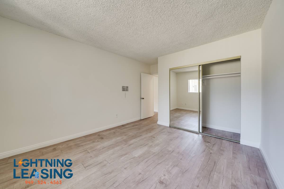Apartment for rent at 5131 5 2 Yarmouth #10D, Encino, CA 91316