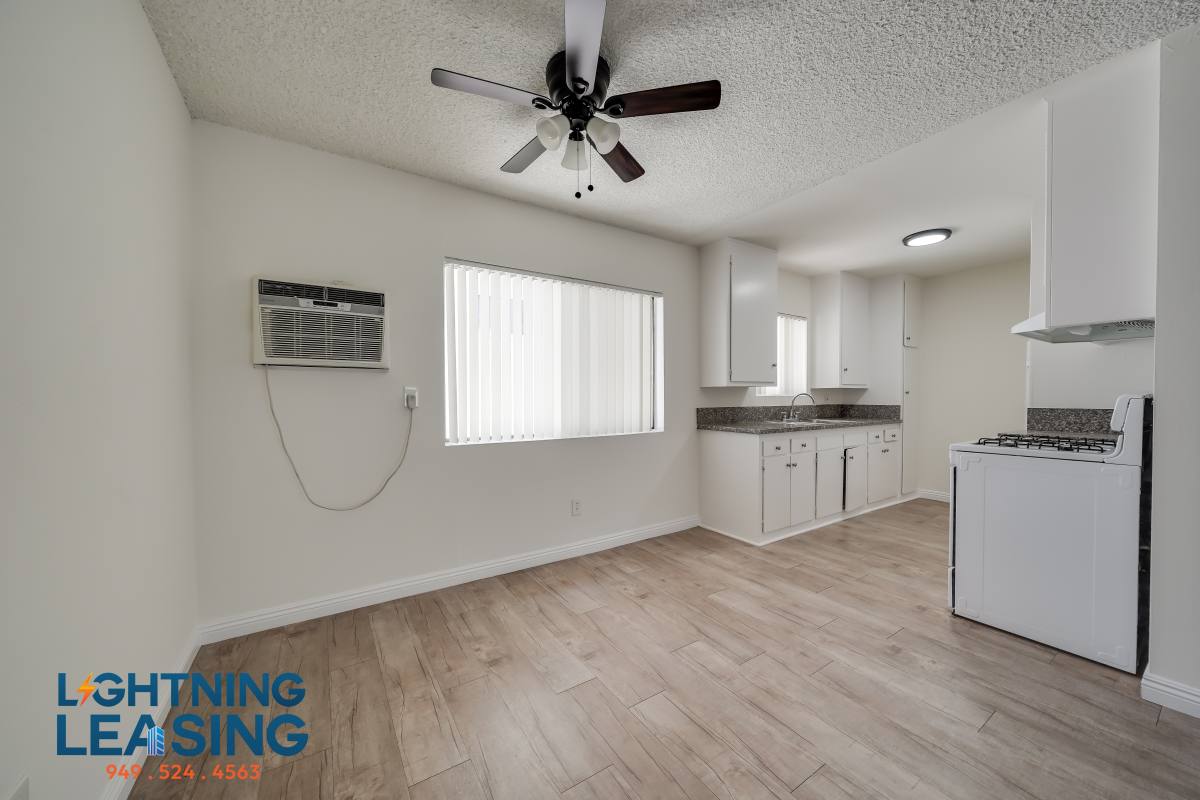 Apartment for rent at 5131 5 2 Yarmouth #10D, Encino, CA 91316