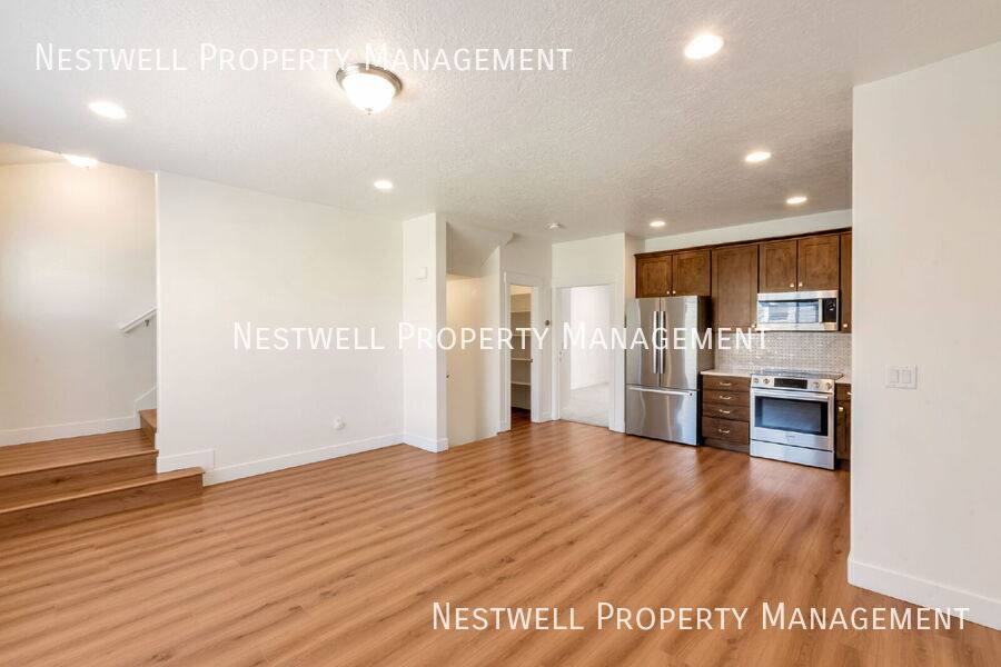 Townhouse for rent at 9683 S Zakro Lane, South Jordan, UT 84095