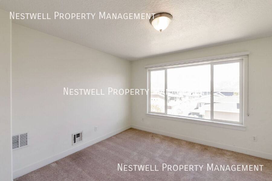Townhouse for rent at 9683 S Zakro Lane, South Jordan, UT 84095