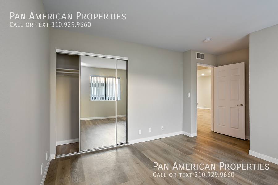 Apartment for rent at 2430 Naomi St #210, Burbank, CA 91504