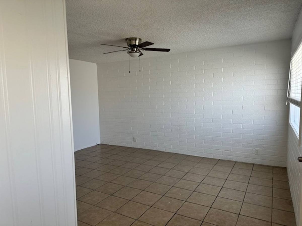 Apartment for rent at 2525 N 52nd St, Phoenix, AZ 85008