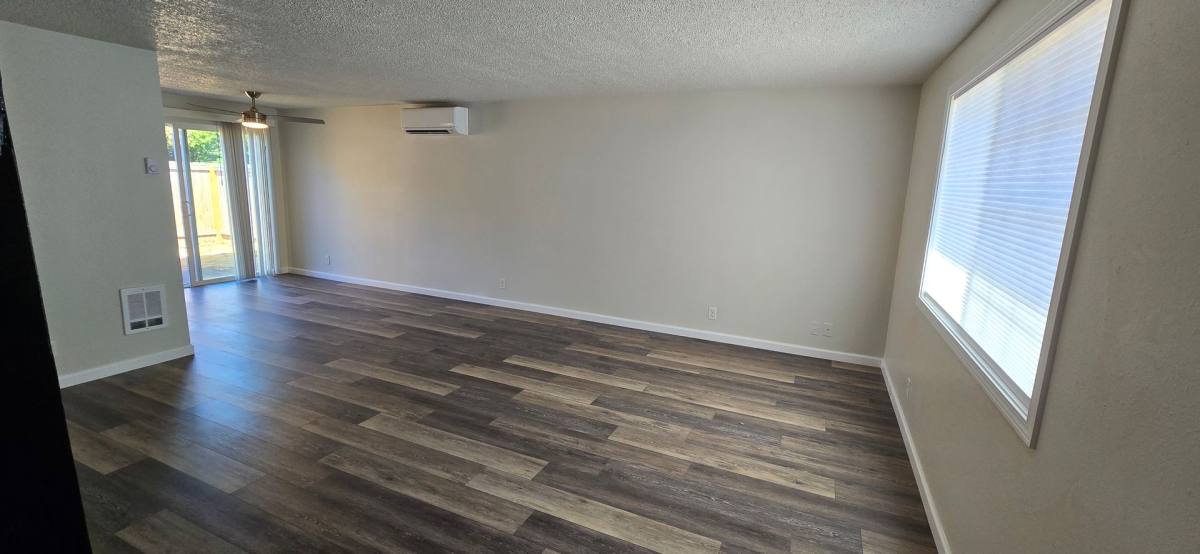 Townhouse for rent at 4485 Sean St, Eugene, OR 97402