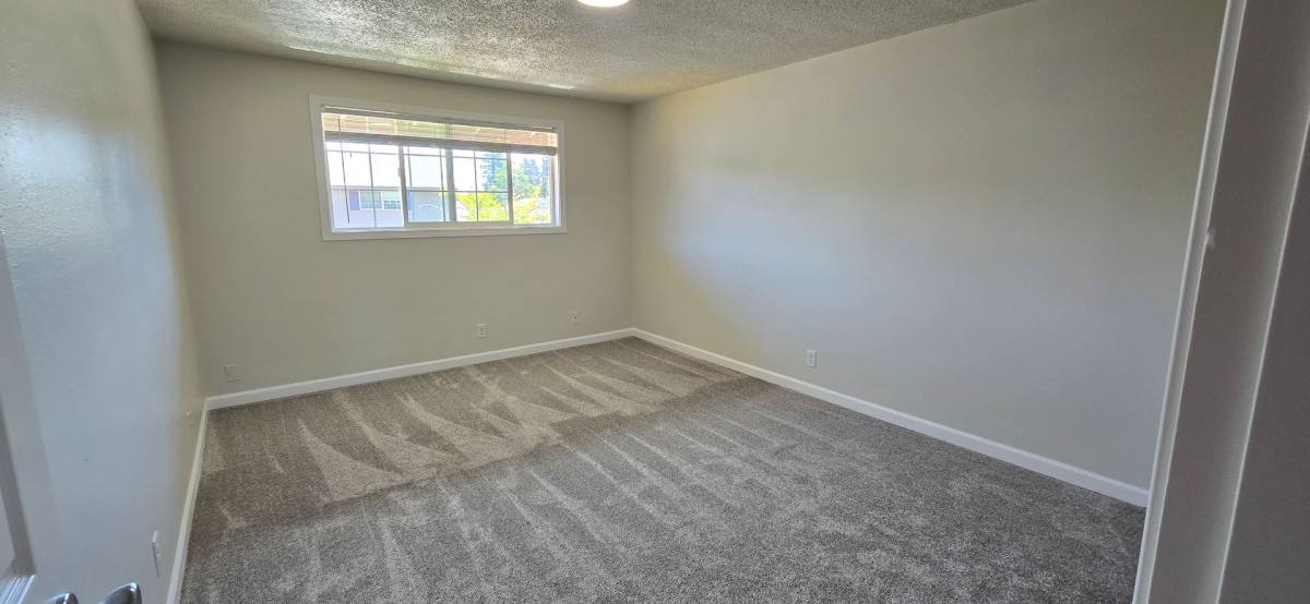 Townhouse for rent at 4485 Sean St, Eugene, OR 97402