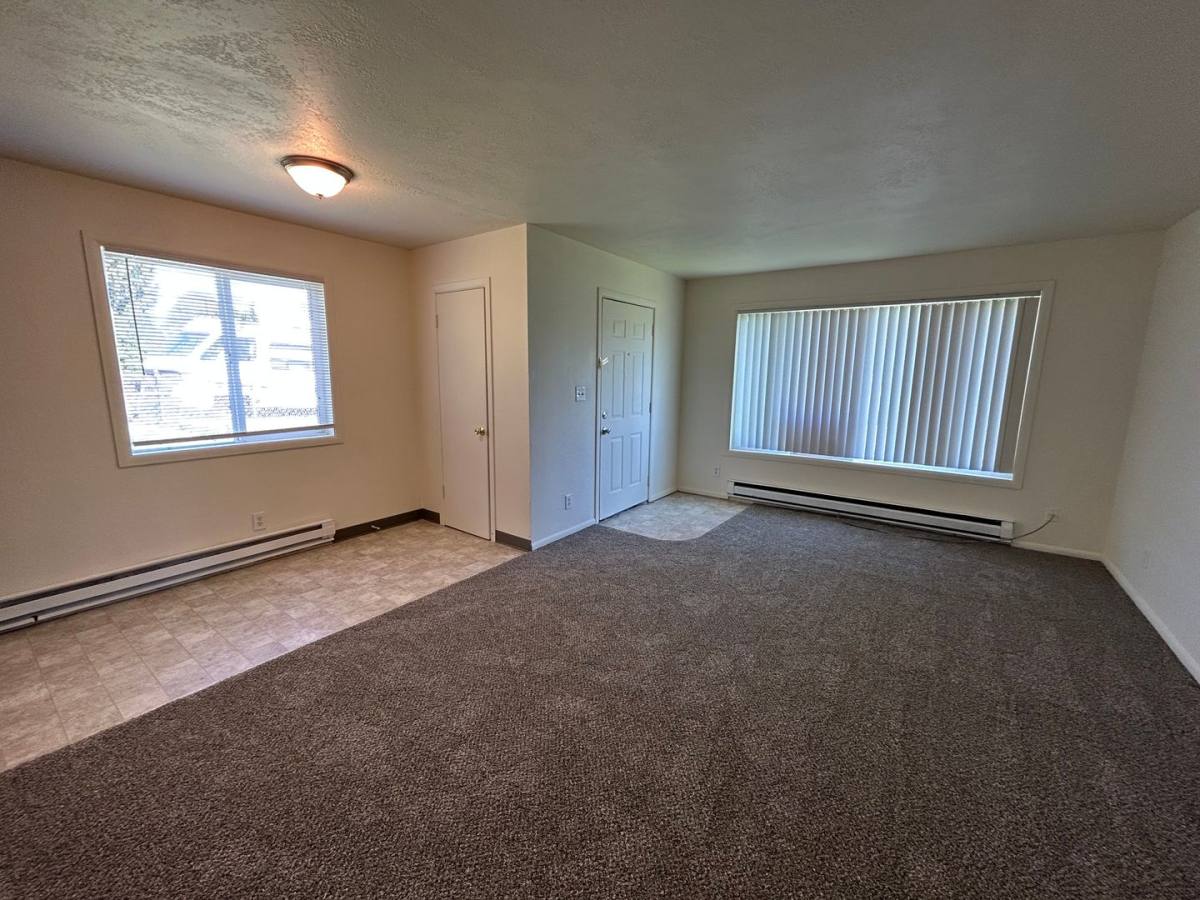 Apartment for rent at 267-269 23rd Ave, Longview, WA 98632