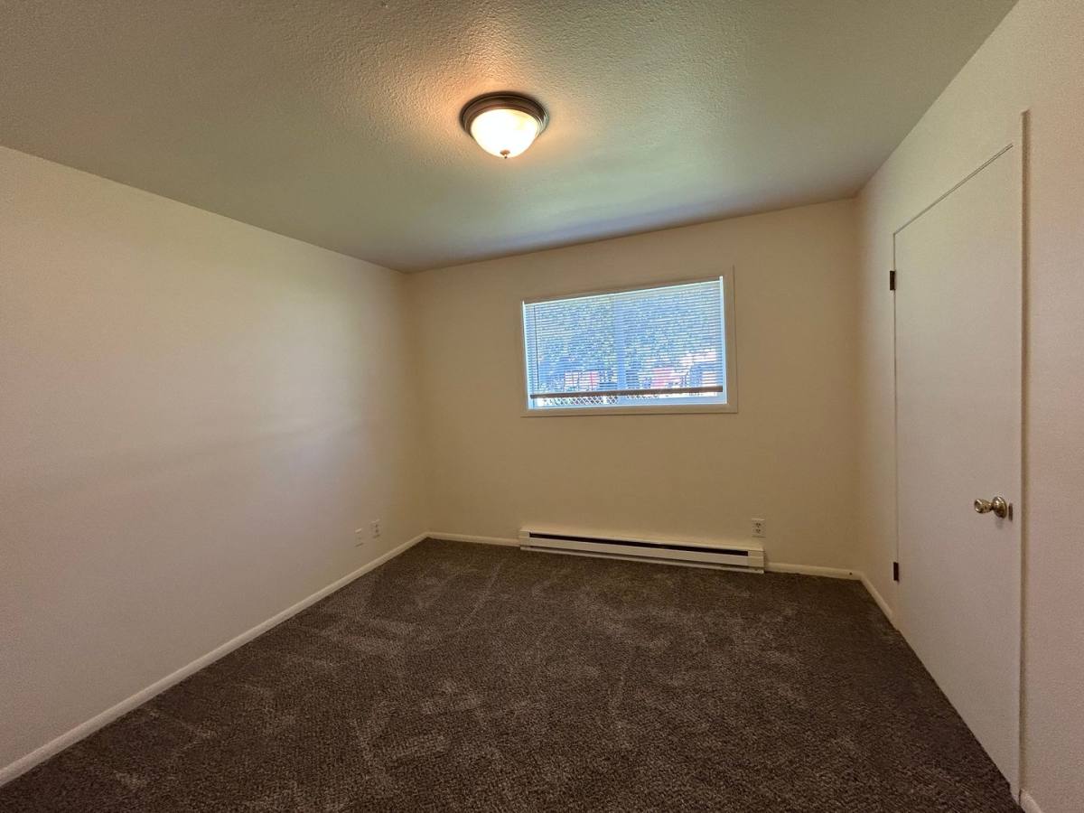Apartment for rent at 267-269 23rd Ave, Longview, WA 98632