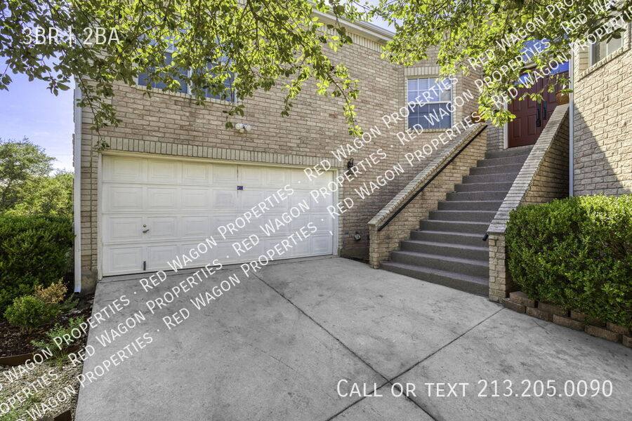 House for rent at 723 Sendera St, San Antonio, TX 78260