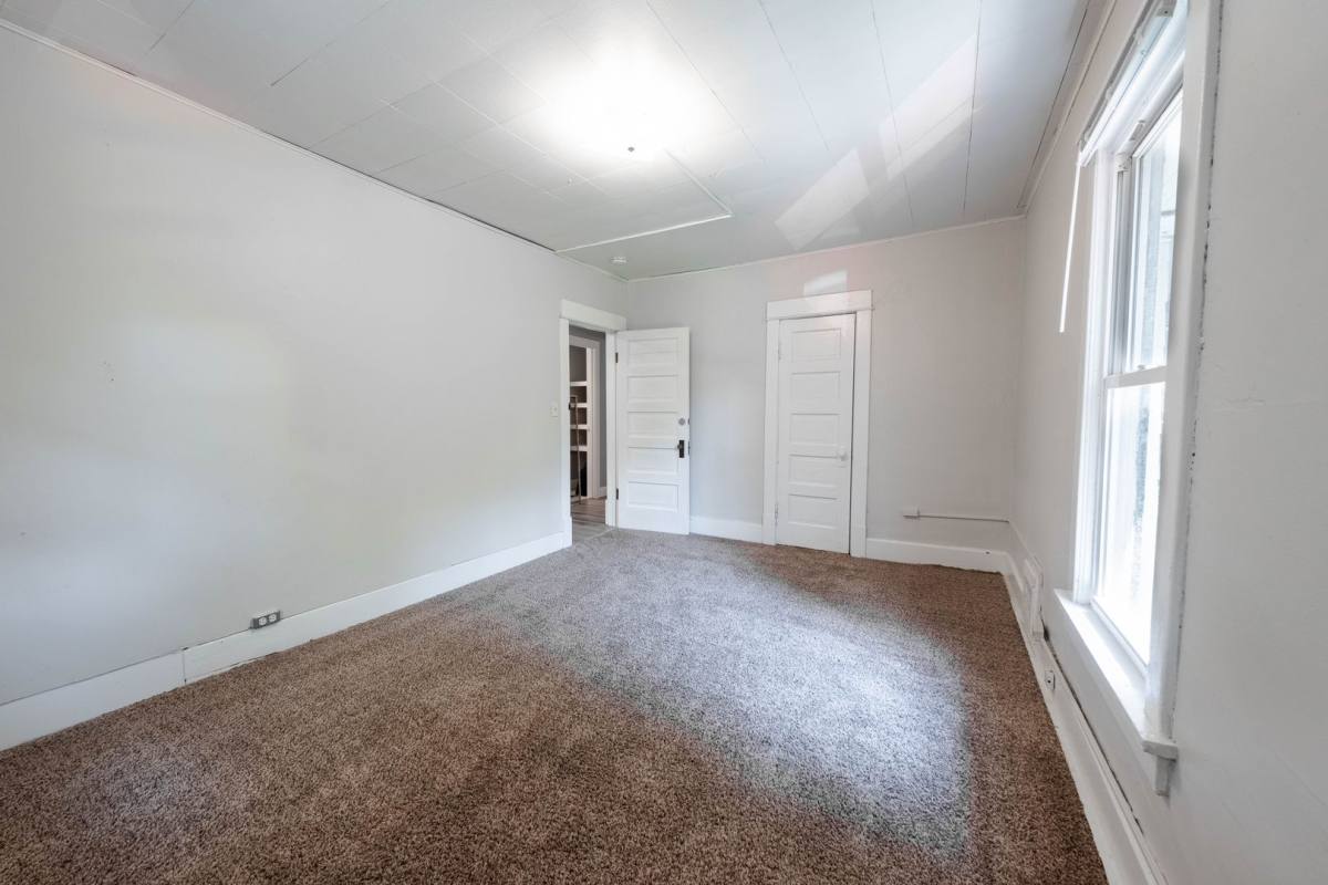 Apartment for rent at 408 W Illinois #B, Urbana, IL 61801