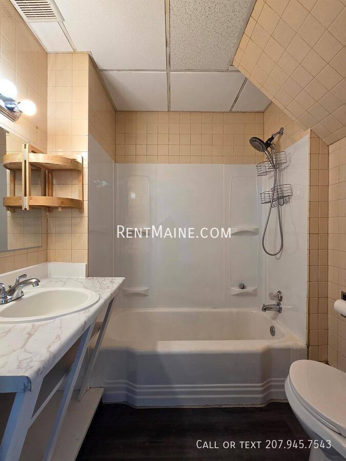Apartment for rent at 131 College Ave #1, Waterville, ME 04901
