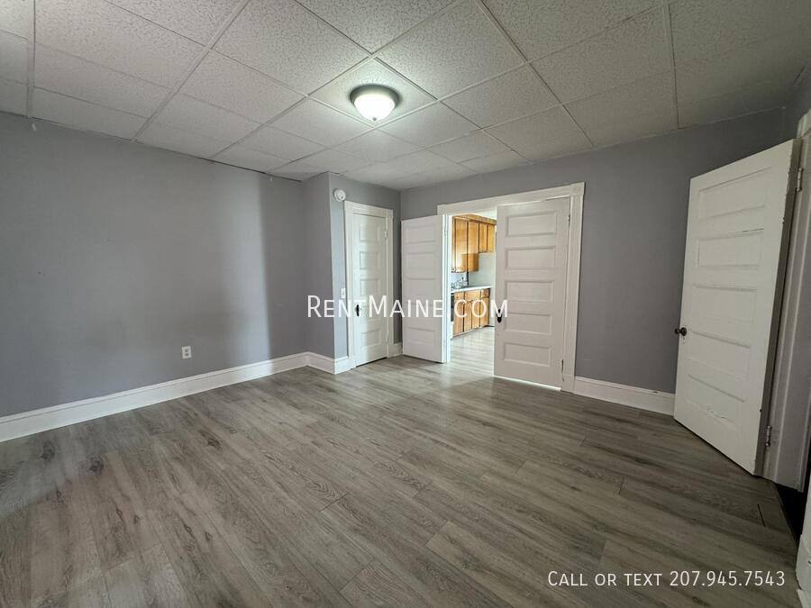 Apartment for rent at 131 College Ave #1, Waterville, ME 04901