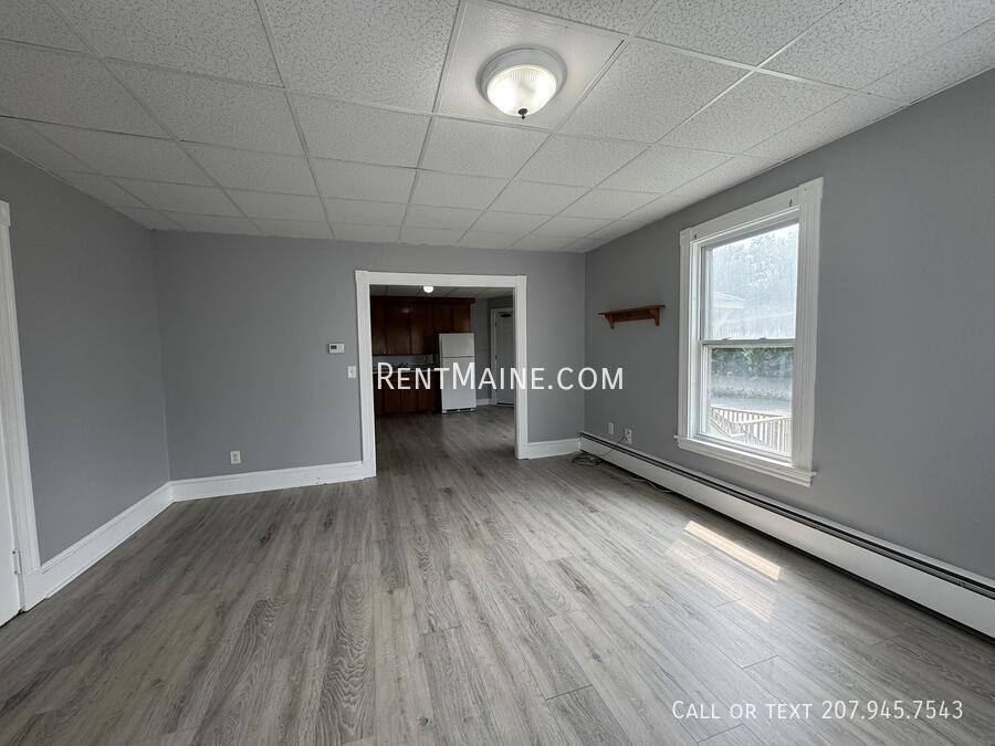 Apartment for rent at 131 College Ave #1, Waterville, ME 04901