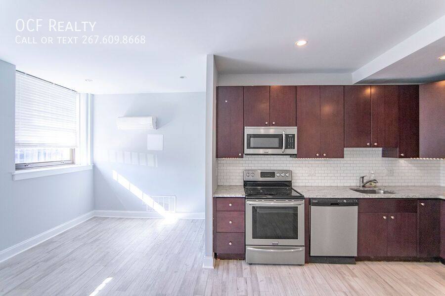 Apartment for rent at 427 Monroe St #103, Philadelphia, PA 19147