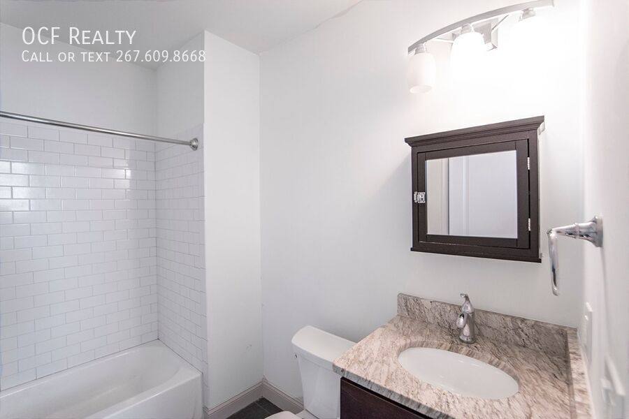 Apartment for rent at 427 Monroe St #103, Philadelphia, PA 19147