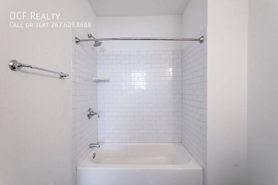 Apartment for rent at 427 Monroe St #103, Philadelphia, PA 19147