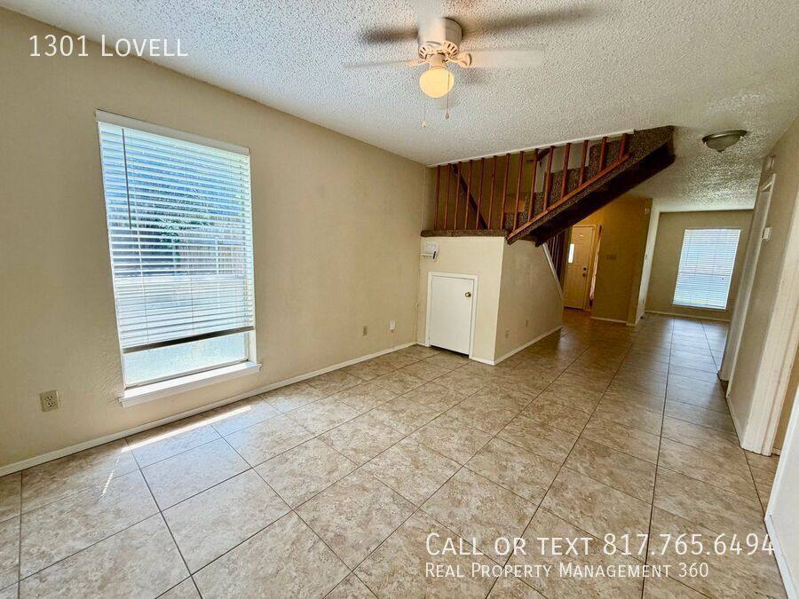 House for rent at 1301 Lovell Dr, Arlington, TX 76012