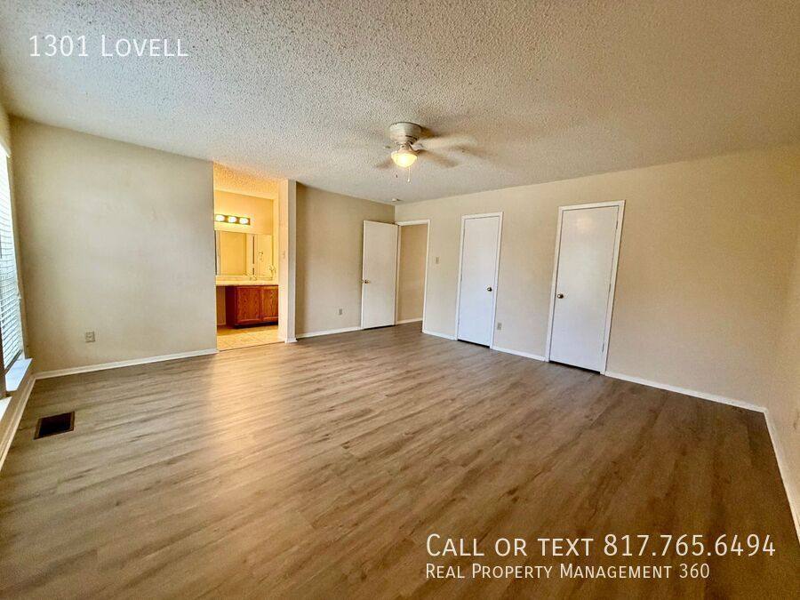 House for rent at 1301 Lovell Dr, Arlington, TX 76012