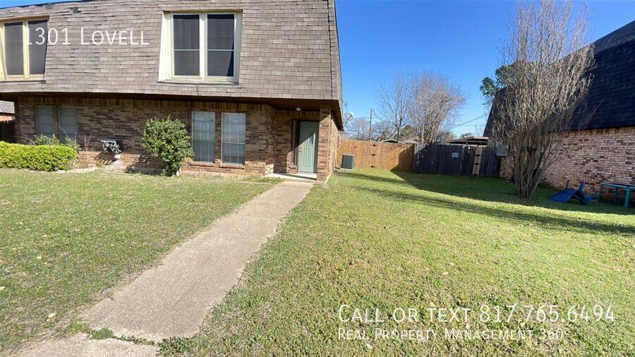 House for rent at 1301 Lovell Dr, Arlington, TX 76012