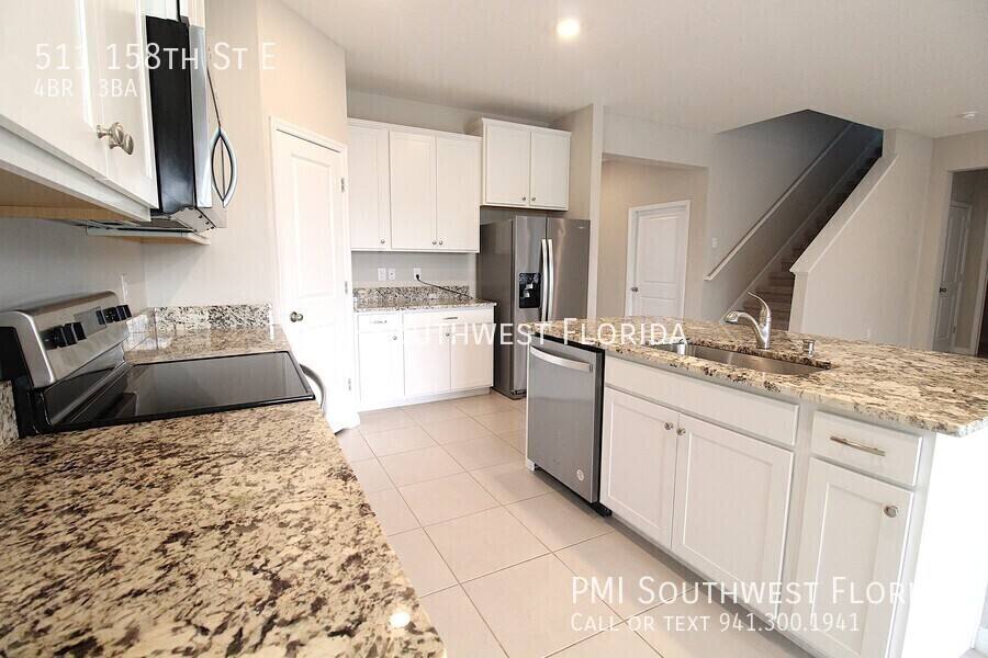 House for rent at 511 158th St E, Bradenton, FL 34212