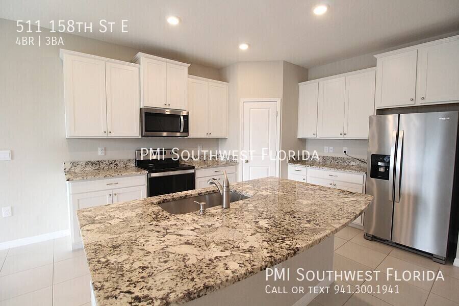 House for rent at 511 158th St E, Bradenton, FL 34212