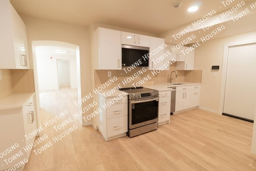 Apartment for rent at 17 N Pearl St #1, Buffalo, NY 14202