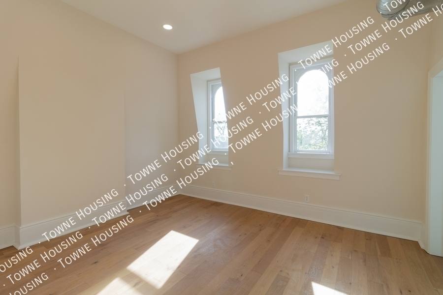 Apartment for rent at 17 N Pearl St #4, Buffalo, NY 14202