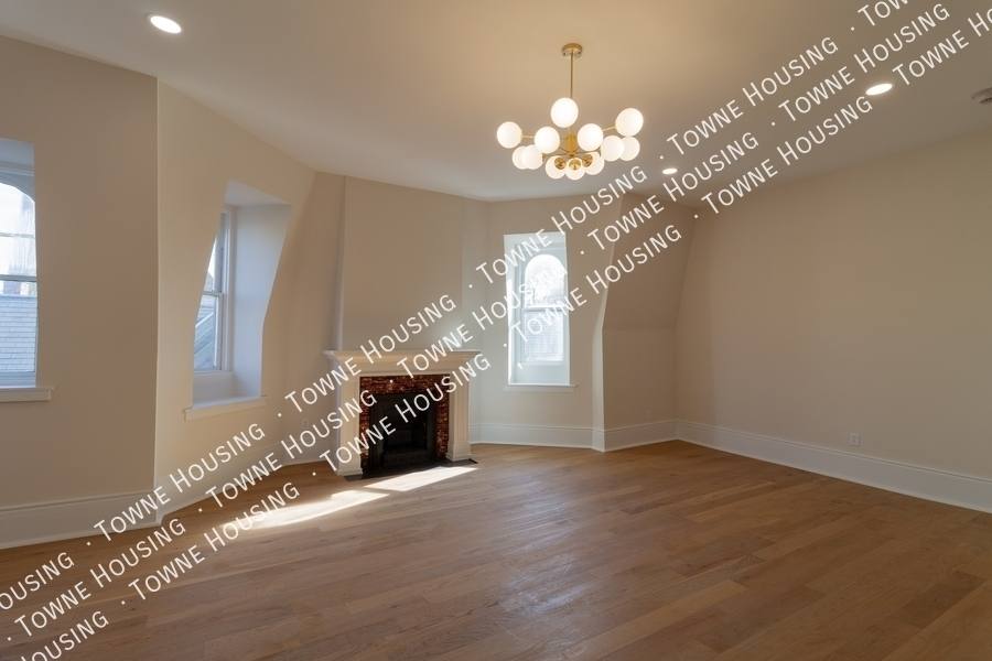 Apartment for rent at 17 N Pearl St #4, Buffalo, NY 14202
