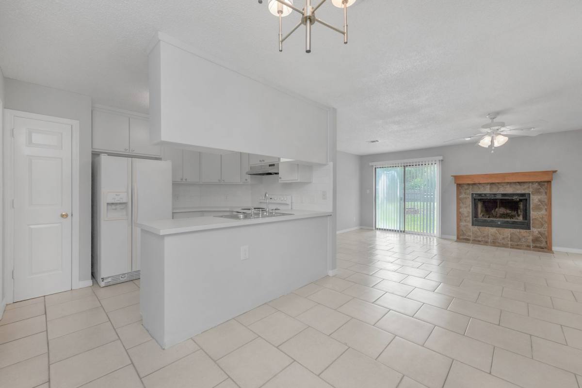 House for rent at 3868 Mariners Dr, Gulf Breeze, FL 32563