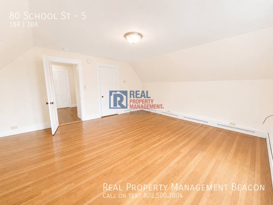 Apartment for rent at 80 School St #5, Lebanon, NH 03766