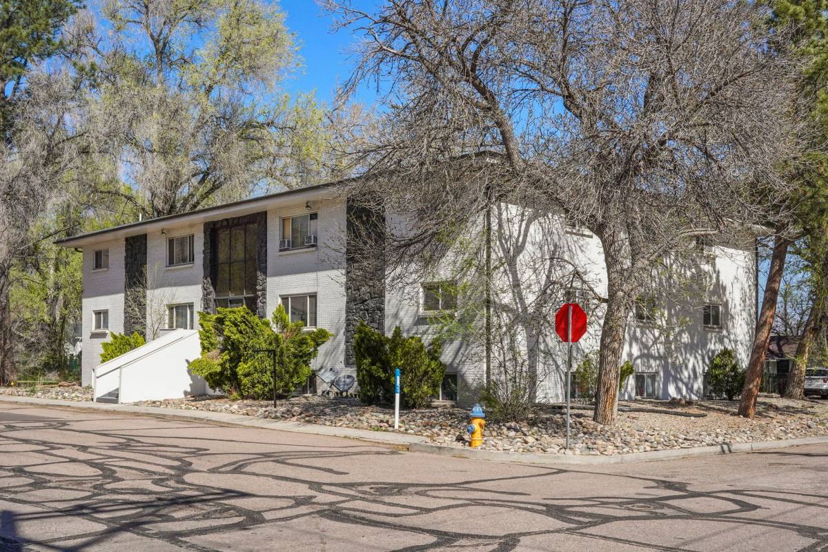 Apartment for rent at 316 E Brookside St, Colorado Springs, CO 80905