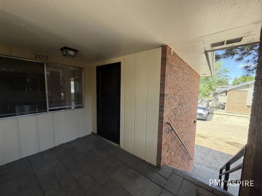 Apartment for rent at 1329 Vivian St #202, Longmont, CO 80501