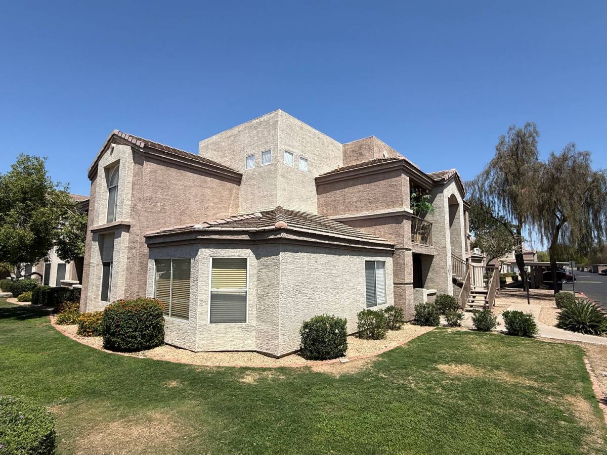 Condo for rent at 17017 N 12th St, Phoenix, AZ 85022