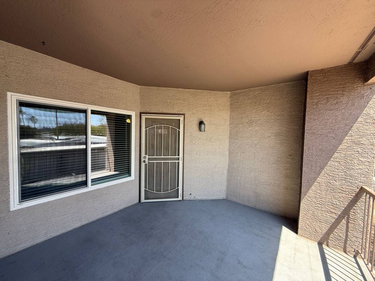 Condo for rent at 17017 N 12th St, Phoenix, AZ 85022