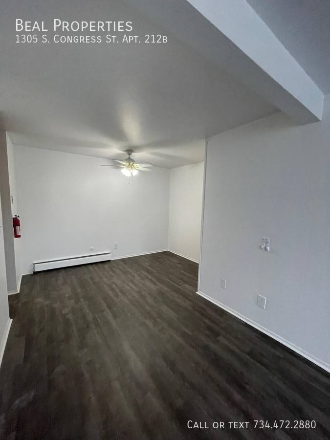 Apartment for rent at 1305 S Congress St #212B, Ypsilanti, MI 48197