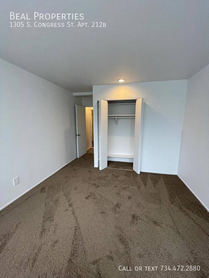 Apartment for rent at 1305 S Congress St #212B, Ypsilanti, MI 48197