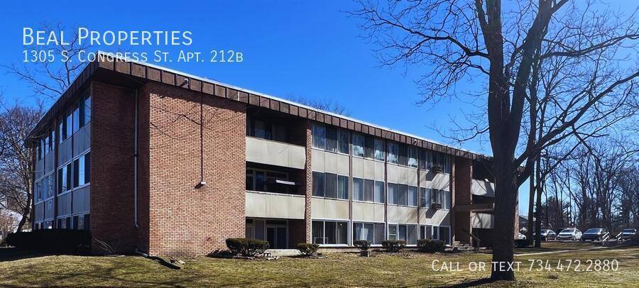 Apartment for rent at 1305 S Congress St #212B, Ypsilanti, MI 48197