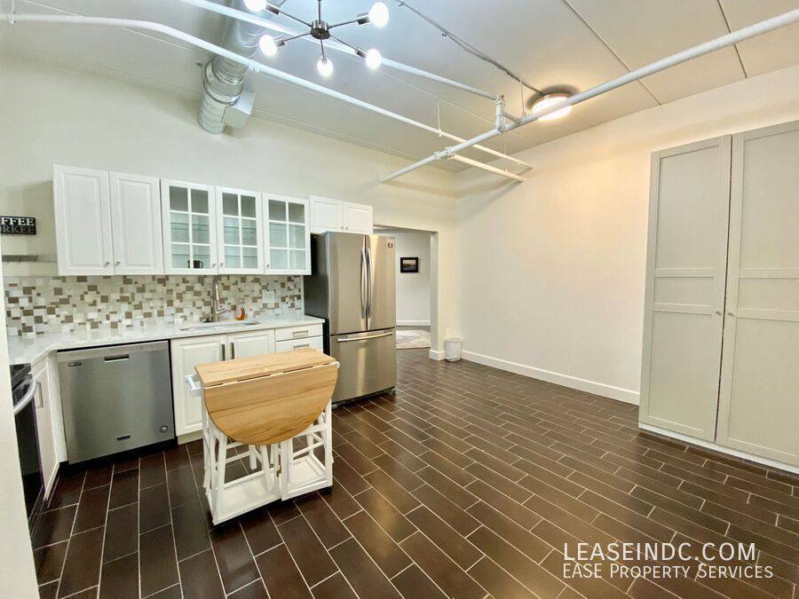 Apartment for rent at 2141 Wisconsin Ave NW #D2, Washington, DC 20007