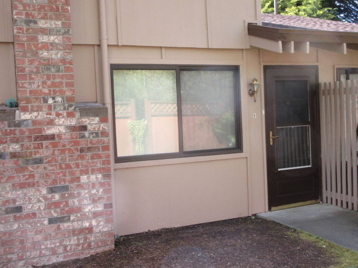 Townhouse for rent at 2820 Garden Court, Steilacoom, WA 98388