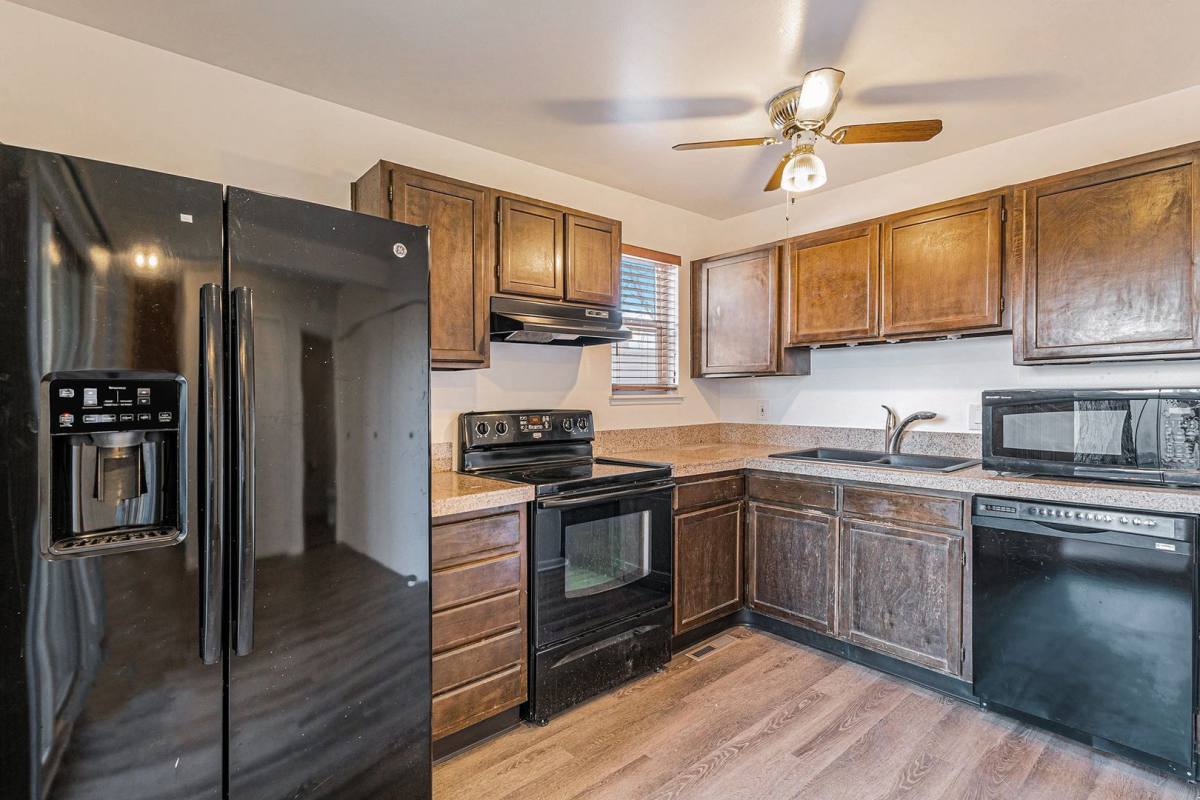 Townhouse for rent at 9574 E Kansas Circle, Denver, CO 80247