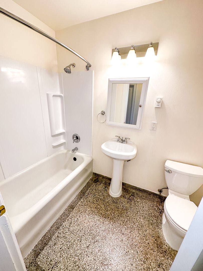 Apartment for rent at 1305 E Howell St, Seattle, WA 98122