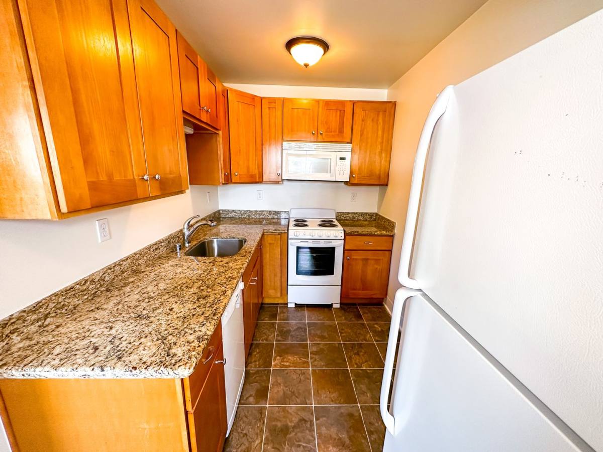 Apartment for rent at 1305 E Howell St, Seattle, WA 98122